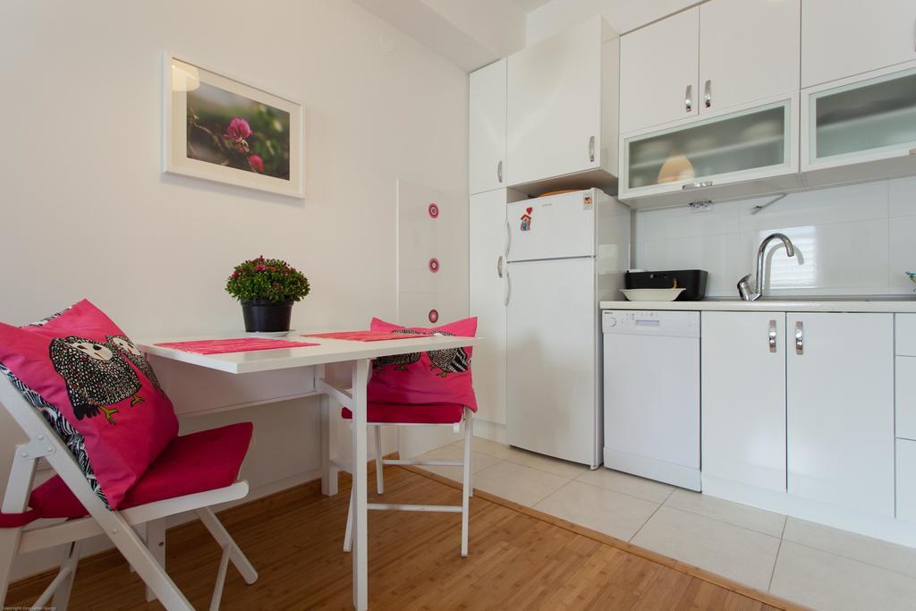 Apartment Skopje Rum bild